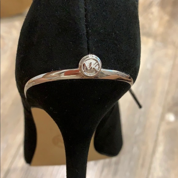 NWOT Michael Kors velvet black open toe bootie - Picture 8 of 8